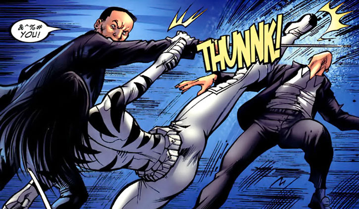 Открытки с Белой Тигрицей из комиксов Вселенной Марвел скачать.