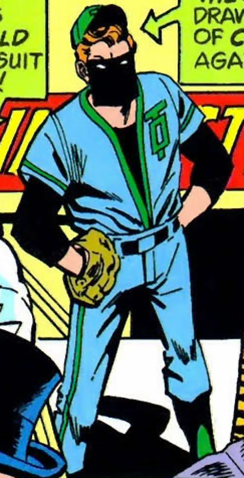 Открытки со Спортмастером из Вселенной ДС скачать бесплатно.