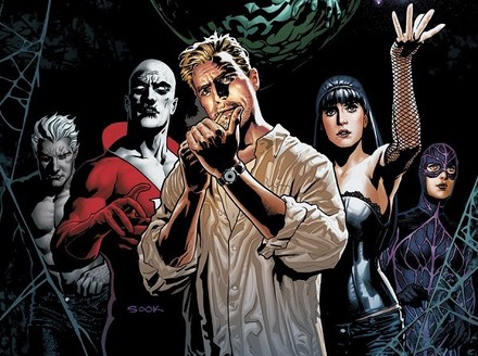 Открытки с Джоном Константином из Вселенной комиксов ДС скачать.