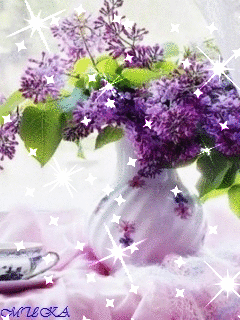 Открытки с букетом сирени скачать бесплатно. Открытки с букетом сирени онлайн. 