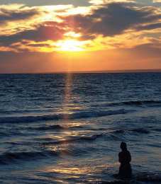 Открытки с волнами  Открытки с волнами скачать бесплатно. Открытки с волнами gif.