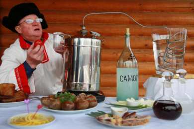 Открытки с днём рождения русской водки  Открытки ко дню рождения русской водки. Какой праздник 31 января