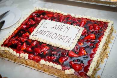 Открытки с днём дипломатического работника Поздравительные открытки на день дипломатического работника России