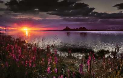 Открытки с озёрами Открытки с озёрами с анимациями. Открытки с озёрами скачать.